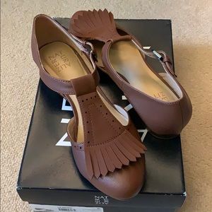 Lia Naturalizer Shoes